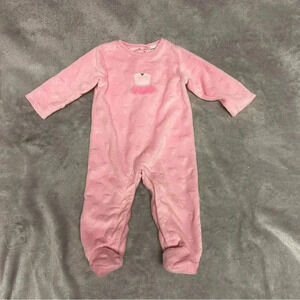 Vitamin Kids - long sleeve footed plush sleeper/one piece outfit. Size 3 months